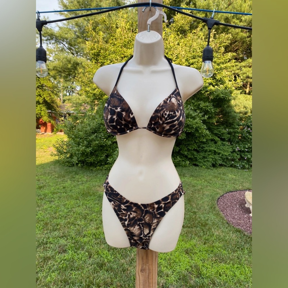 Fendi  Bikini Set👙👙